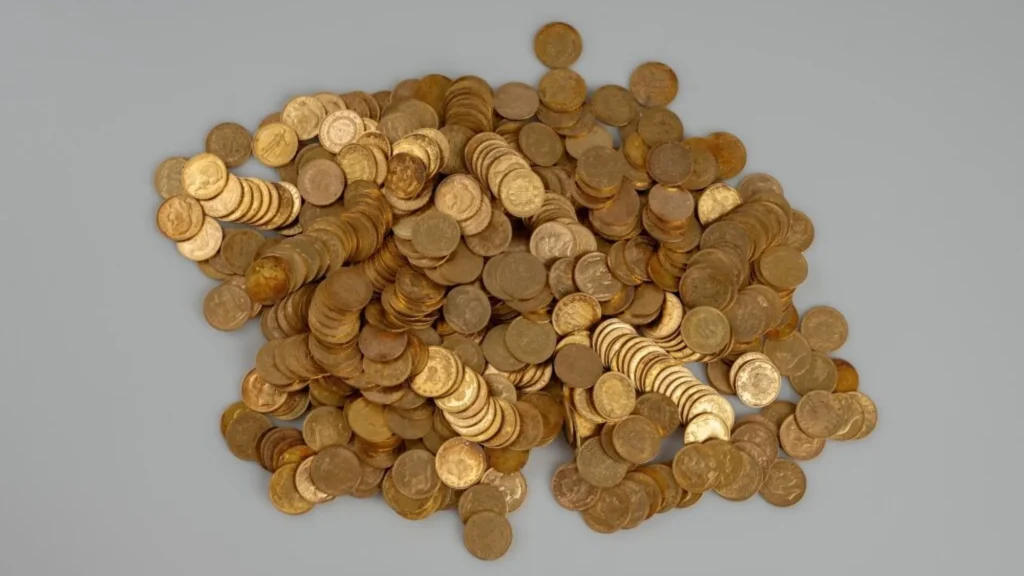 Over 7kg of gold coins were discovered